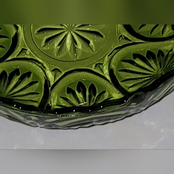 Vintage Anchor Hocking green bowl - Picture 8 of 9